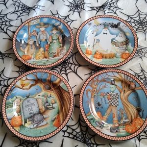 Set of 4 spooky town 8" Halloween plates